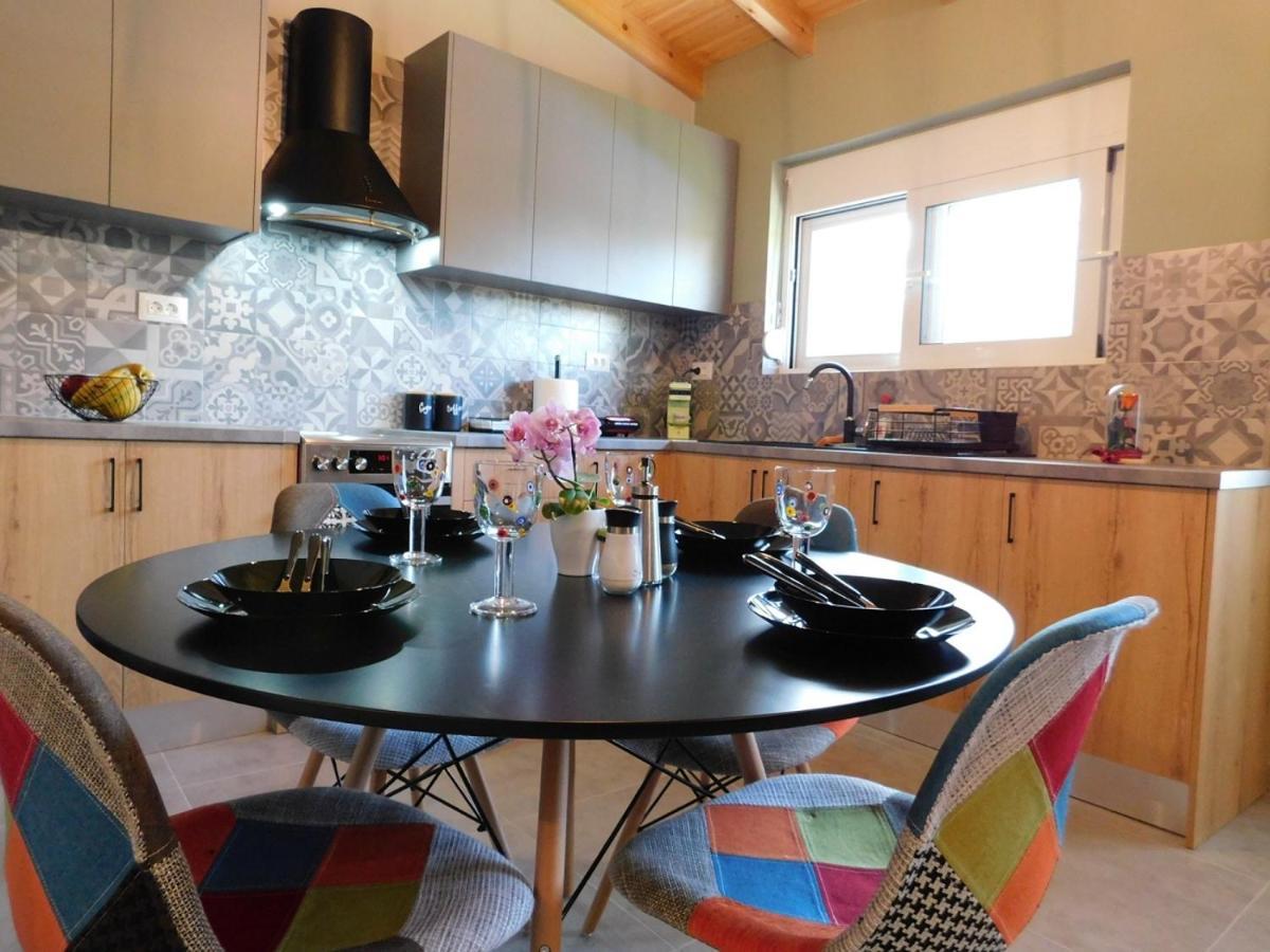 Villa M & M House à Agia  Extérieur photo